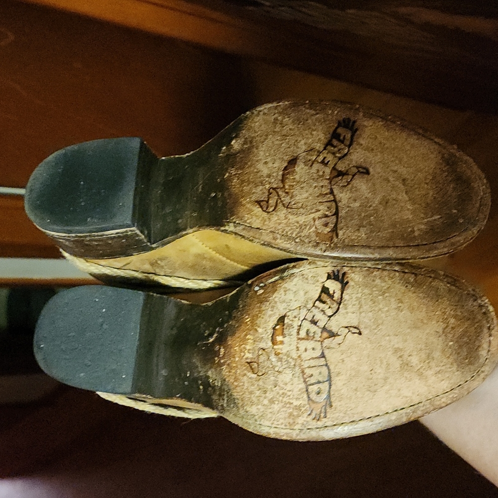 Freebird by Steven Drove Boots - Picture 10 of 11